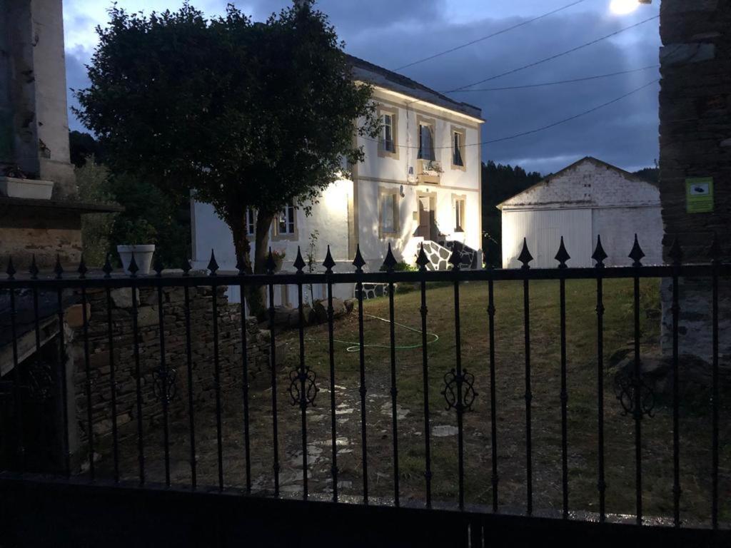 Casa De Campo Pumarada De Oirin Foz Buitenkant foto